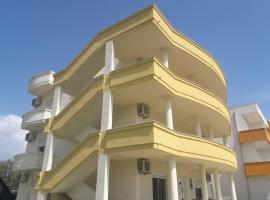 Korac Apartments，位于乌尔齐尼的别墅