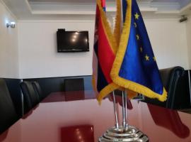 Tri šešira Ljubovija，位于Ljubovija的宾馆