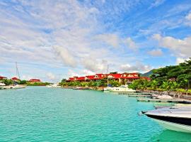 Eden Island, Beach front, Luxury, 3 Bed Ensuite, WiFi，位于伊甸岛的度假短租房
