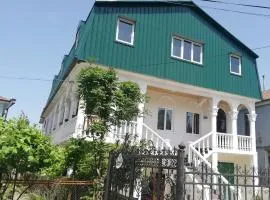 Guest House Quiet Home