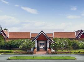 素可泰民俗度假村，位于Sawankhalok的酒店