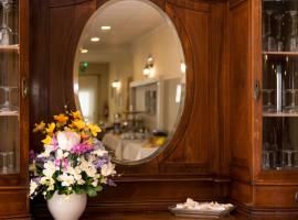 Hotel Elisabetta，位于东塞斯特里的酒店
