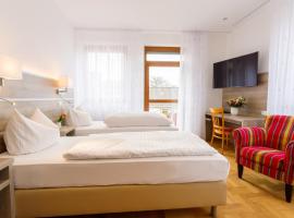 Hotel Spitzenpfeil，位于Michelau的酒店