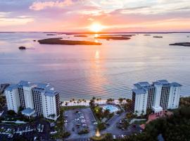 Resort Harbour Properties - Fort Myers / Sanibel Gateway，位于Punta Rassa萨尼贝尔灯塔附近的酒店