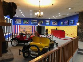 Heritage USA Ozarks Resort，位于Marble Falls的酒店