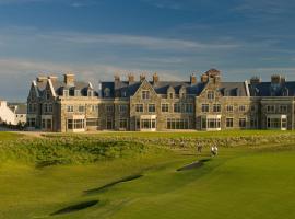 Trump International Golf Links & Hotel Doonbeg Ireland，位于敦贝格的豪华酒店