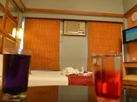 斯里布哈拉尼酒店