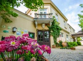 Landgasthof Reinberger，位于Wilhelmsburg的酒店