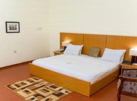 Qualer Apartments & Hotels，位于Jos的酒店