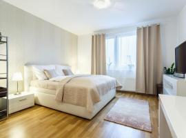 Golden Apartments Rezidence Nová Karolina，位于俄斯特拉发Main Bus Station Ostrava附近的酒店