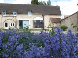 Gite Dans Parc De Sculptures - Gîte "Pondichery"，位于Port-Mort的酒店