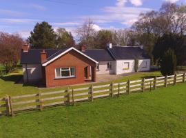 Lough Shore Cottage，位于马拉费尔特的酒店