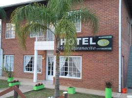 Hotel Villa Paranacito，位于帕拉纳西托镇的酒店