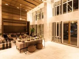 Phuket Town 1 Bedroom Condo Luxury Facilities, The Base Downtown