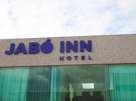 Jabó Inn Hotel，位于雅博蒂卡图巴斯的酒店