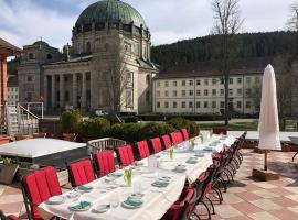 Klostermeisterhaus，位于圣布拉辛的酒店