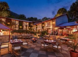 The Naini Retreat, Nainital by Leisure Hotels，位于奈尼塔尔的豪华型酒店