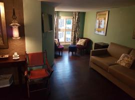 Hotel du Fleuve，位于Merpins的酒店