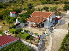 Country house in Speri Palaiokastro，位于萨摩斯的乡村别墅