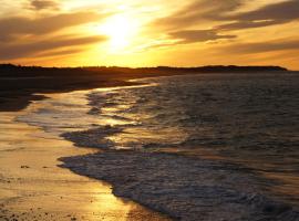 Ferienhaus Strandmuschel am Ostseestrand Zierow，位于齐罗的酒店