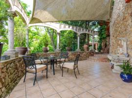 Flateli Anglès，位于Anglés的酒店