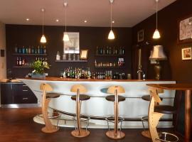 Hôtel - Restaurant La Chaloupe，位于帕克斯港的酒店