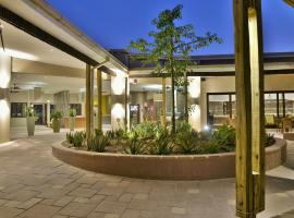 Cresta Maun Hotel，位于马翁的酒店