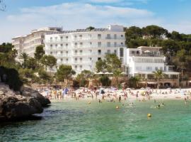 Hotel Apartamentos Cala Santanyi，位于卡拉桑塔尼的酒店