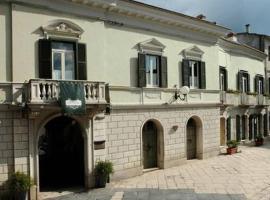 Hotel Orazio，位于韦诺萨的酒店