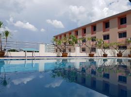 K.S.Pavilion Hotel，位于呵叻的酒店
