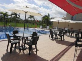 HOTEL MEDINA DE LAS TORRES，位于San Martín的酒店