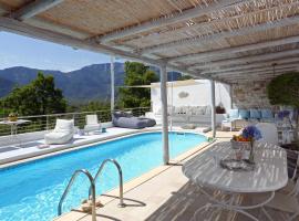 Mare Monte Small Boutique Hotel,位于克里斯阿穆迪亚的酒店