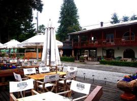 Harris Hotel Restaurante，位于里坎雷的酒店