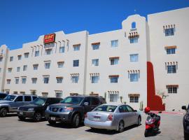 扎尔拉巴斯酒店，位于拉巴斯曼努埃尔·马奎兹·德莱昂国际机场 - LAP附近的酒店