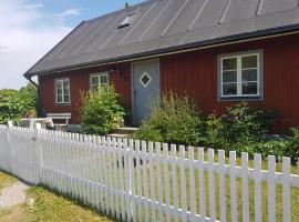 Smultronbacken，位于Eljaröd的酒店