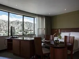 卡米诺瑞尔套房酒店