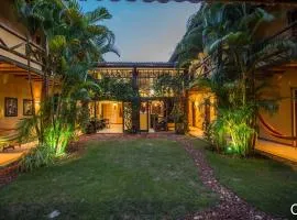 普拉亚多海滩旅舍