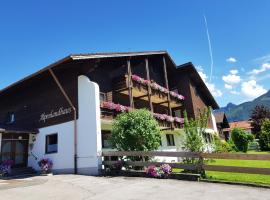 Alpenlandhaus，位于普夫龙滕的旅馆