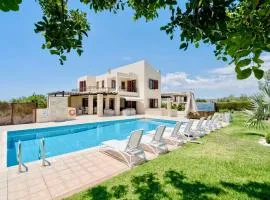 5 bedroom Villa Poseidon with private pool, Aphrodite Hills Resort