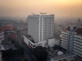 The Square Surabaya Hotel，位于泗水的酒店