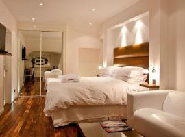 The Blueberry Hotel，位于庞特普里德的酒店