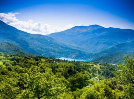 Gite de la Baume , Aux Délices du Verdon，位于卡斯特拉讷的青旅