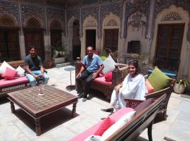 Vedaarayna haveli，位于Sīkar的酒店