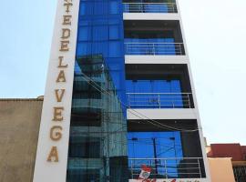 Hotel Vicente de la Vega，位于齐克拉约的酒店