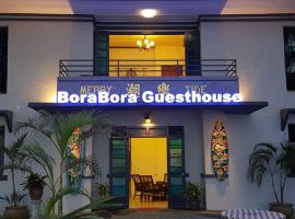 BoraBora Beach Guesthouse Penang，位于乔治市的酒店