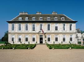 Stapleford Park Hotel & Spa，位于梅尔顿莫布雷的乡村别墅