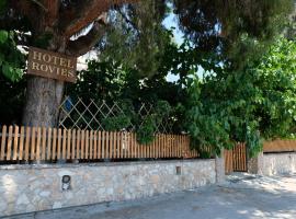 鲁维斯酒店，位于鲁维斯的酒店