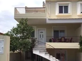 Amazing House in Kiato near the Beach