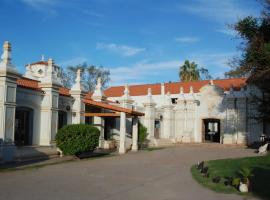Hotel Savoia Mendoza，位于瓜伊马延的酒店