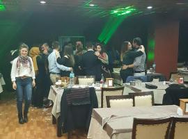 Bozdağ Döner Otel，位于Dolaylar的酒店